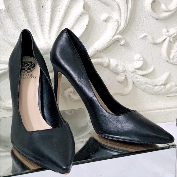 Vince Camuto Black Leather Pumps main image 10